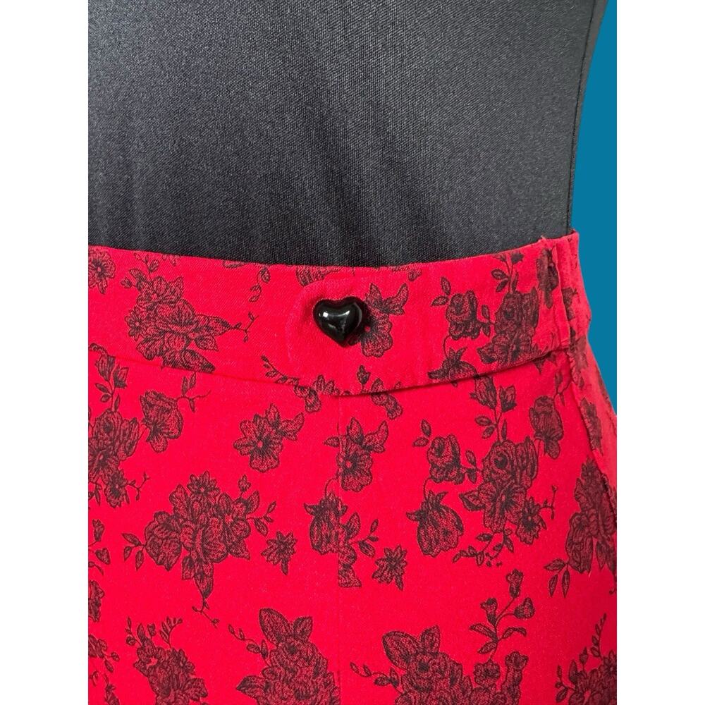 VOODOO VIXEN Retro Red & Black Floral Knee-Length Stretchy Wiggle Skirt, Pinup - Picture 14 of 14